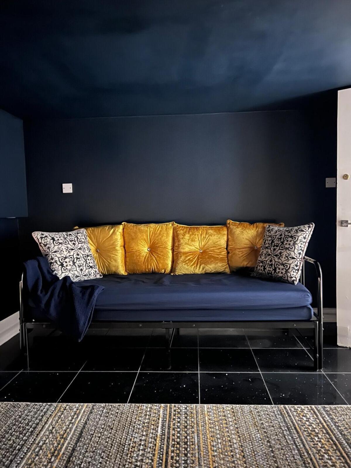 Zozy Happy Land Hotel London Kültér fotó